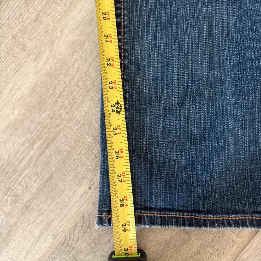 MEK Jeans - Picture 4 of 11